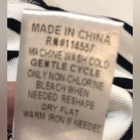 THML Mara off (or on) the shoulder knit top size Large - Picture 5 of 6